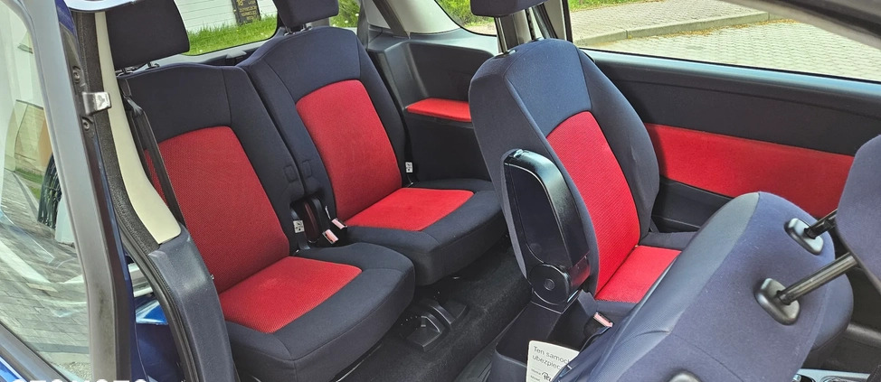 Peugeot 1007 cena 10900 przebieg: 152600, rok produkcji 2006 z Sławno małe 301